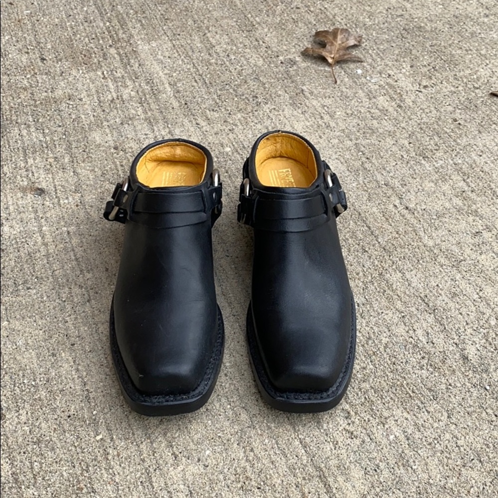 Frye Belted Harness Mule New With Out Box